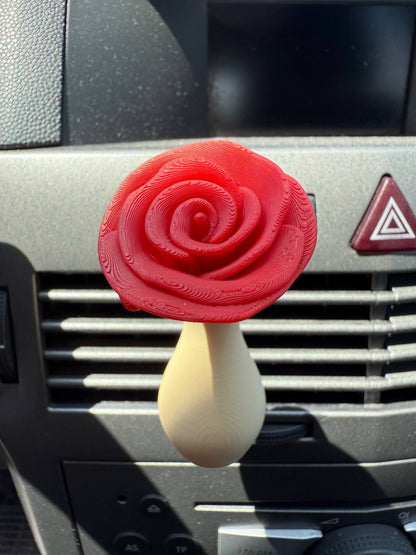 Mini Autós Váza Rózsával – 3D Nyomtatott Dekoráció a Szellőzőre